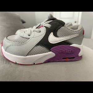Toddler Nike Air Max Size 7
